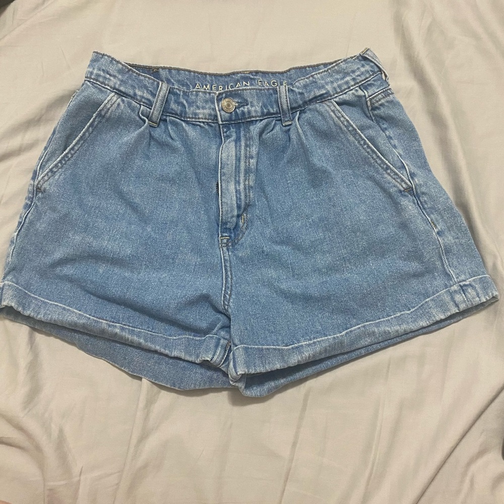American Eagle Mom Jean Shorts